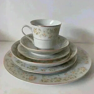 7 Pc Royal Wentworth Caroline Bread Plates Cup Saucer Lid Gold Trim